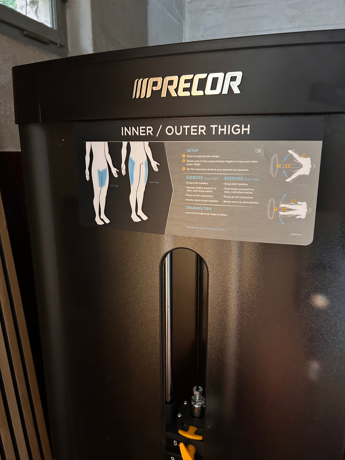 Gesäss und innerer Oberschenkel | Kombigerät | Precor Resolut | NEUWERTIG